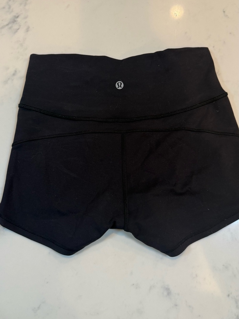 Lululemon Align Short 4” – Black – Size 6